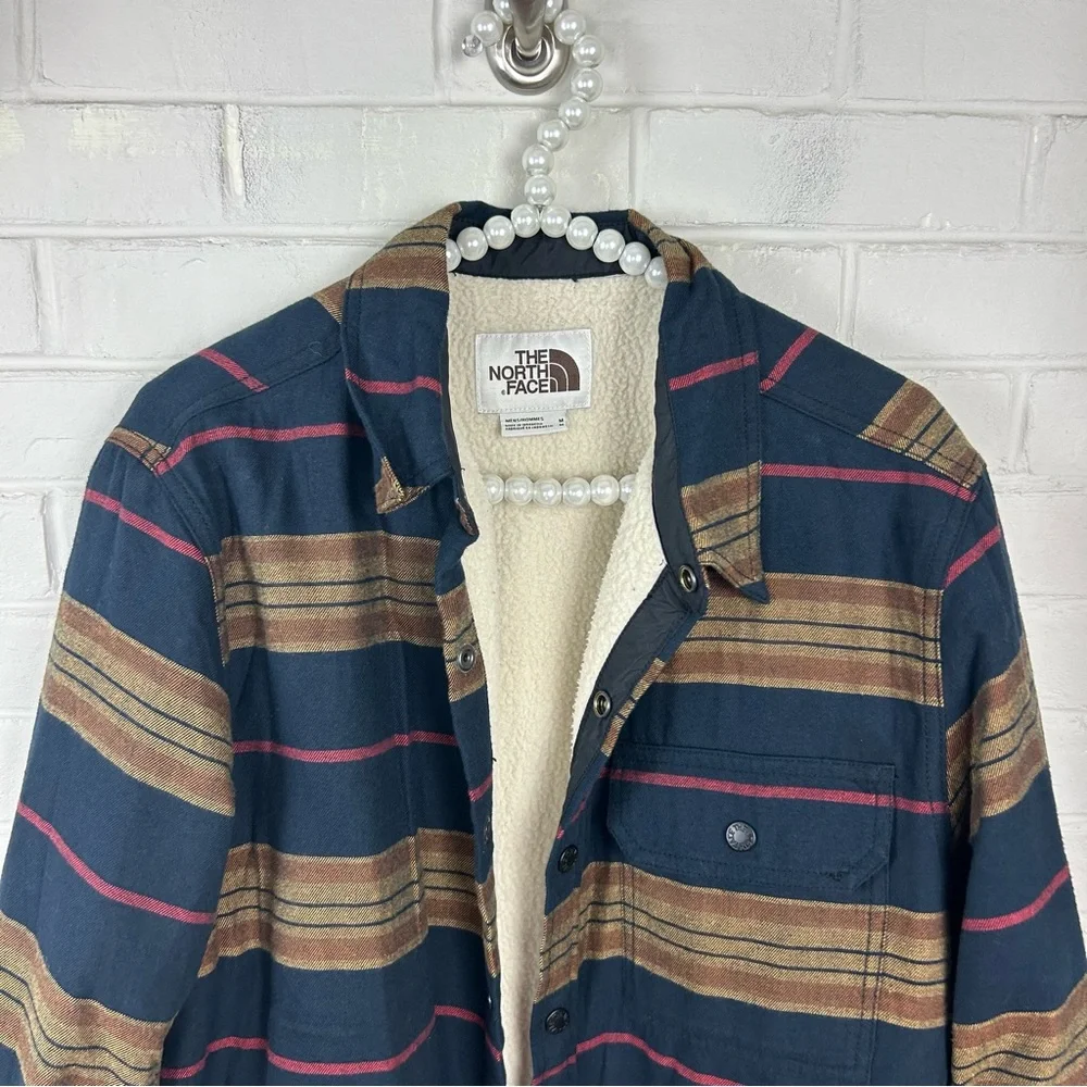 The North Face Men’s Striped Thick Sherpa Shacket Button Front Light Jacket